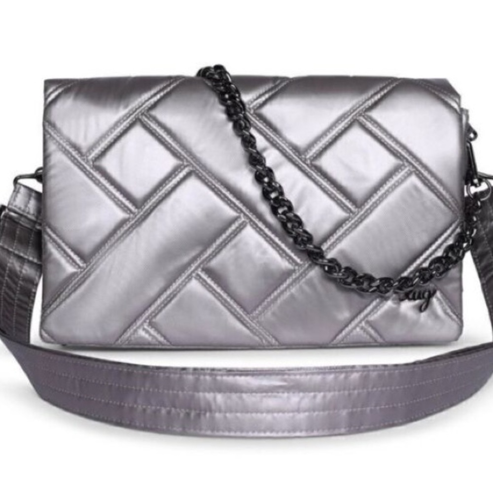 Lug Huddle Shoulder Bag with Chain Strap Metallic Pearl